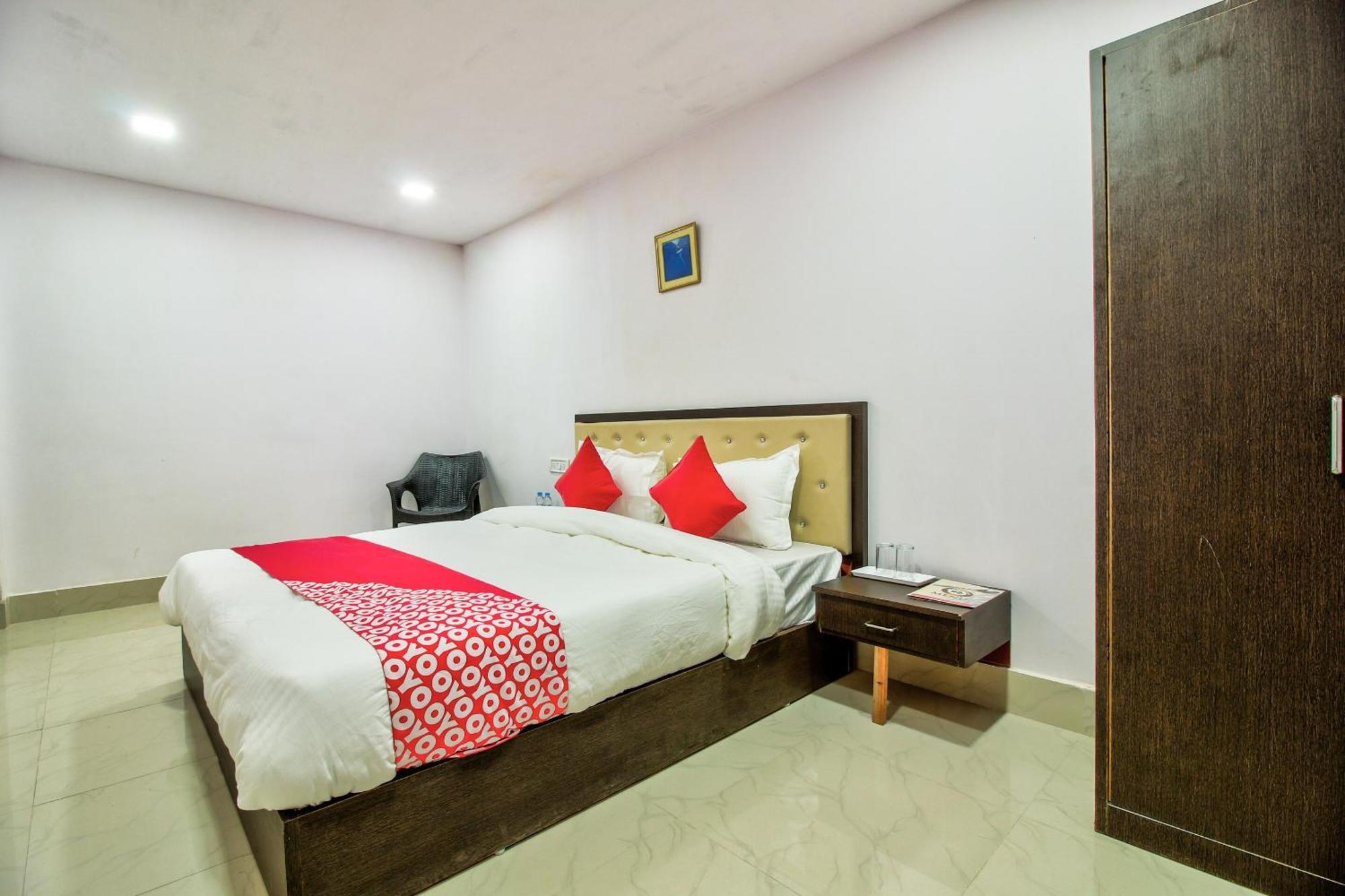 Oyo Flagship Spc & Span Hotel จัมเชดปูร์ ภายนอก รูปภาพ